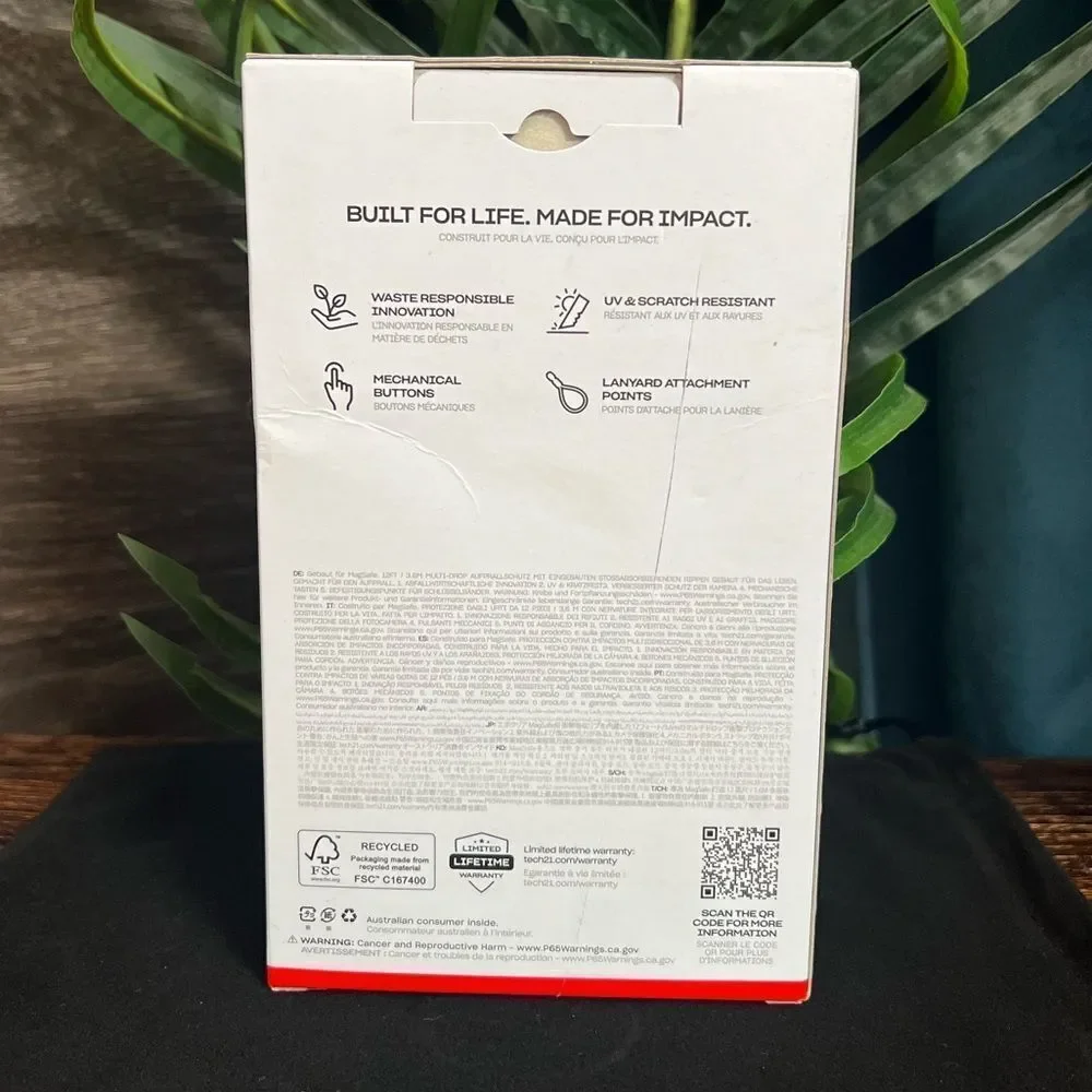 Tech 21 EvoClear - Apple iPhone 16 Case - Clear, New in box!